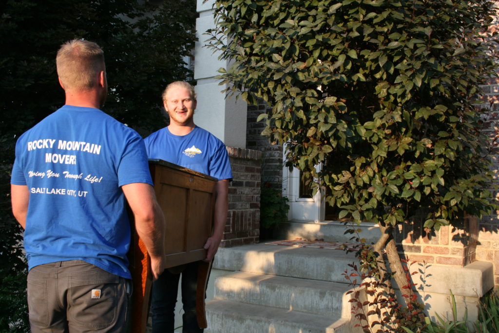 Tips For Packing Picture Frames And Mirrors moving company salt lake city utah