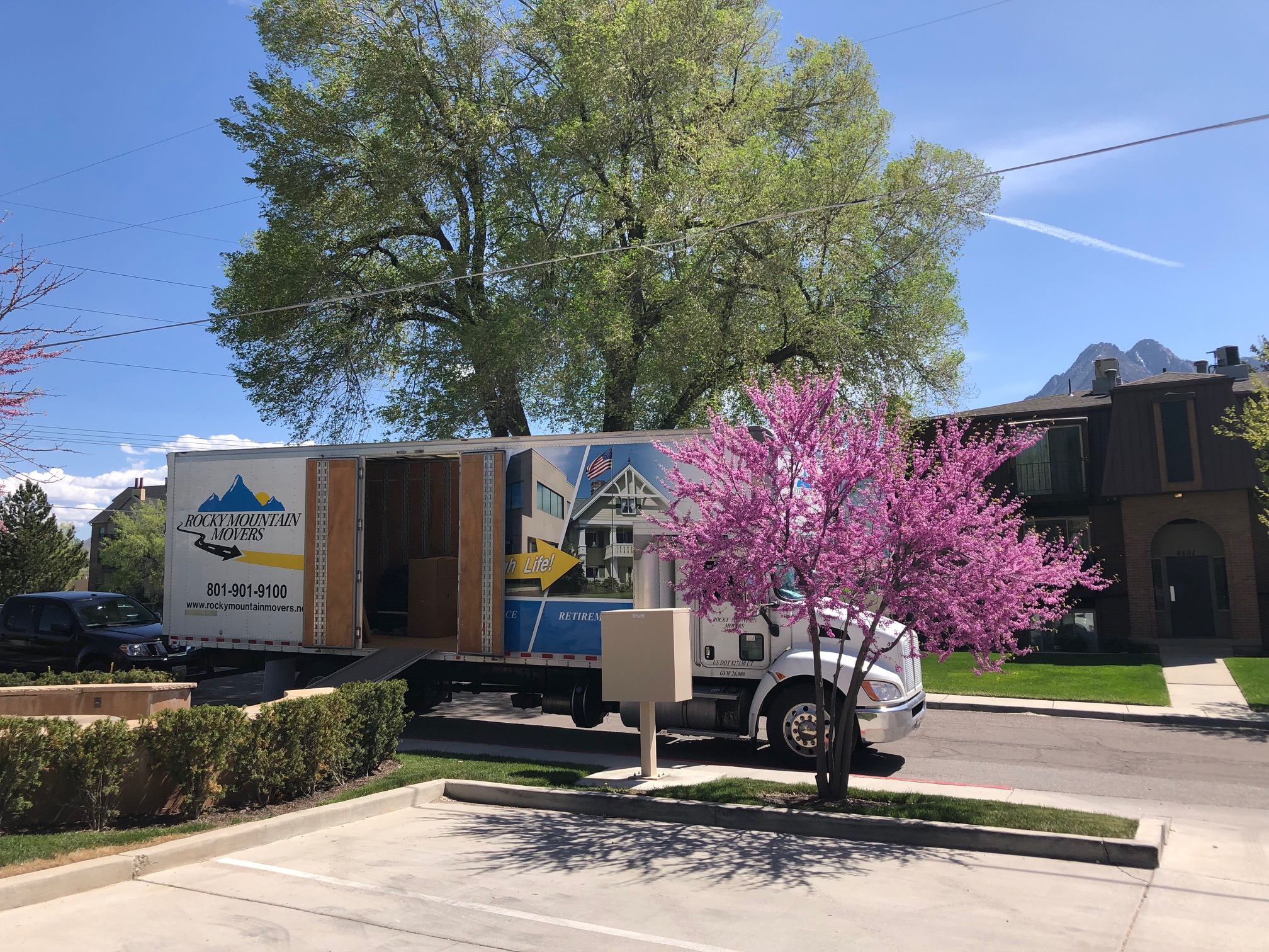 Top 5 Reasons To Hire Movers-Even In Today’s Housing Market utah movers, salt lake city movers, affordable movers utah