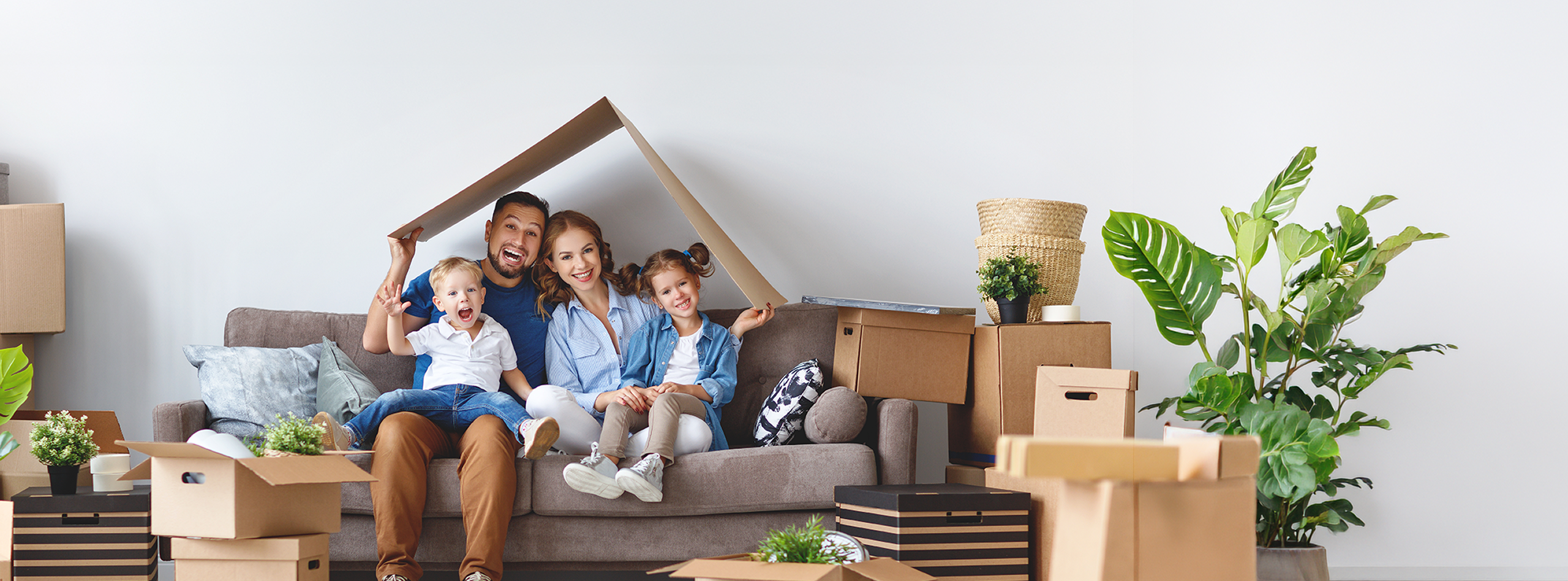 hero-rocky-mountain-movers Rocky Mountain Movers & Storage Home